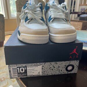 ✅ Air Jordan 4 Retro "Military Blue"